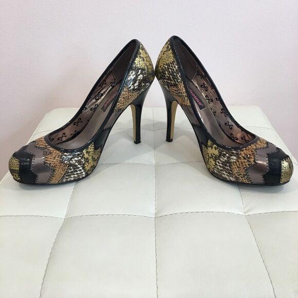 Dollhouse Dailyn Faux snakeskin Pump Stiletto Heel size 7.5 - Picture 2 of 7